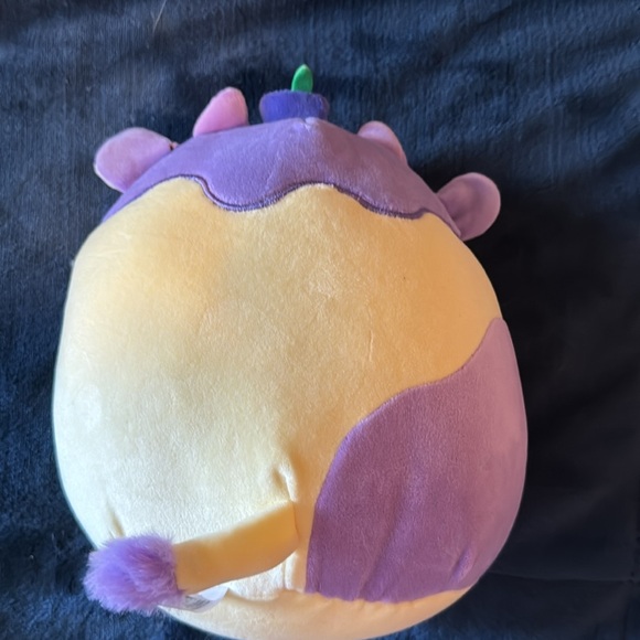 Benito the blueberry cow squishmallow NWT - Picture 2 of 3